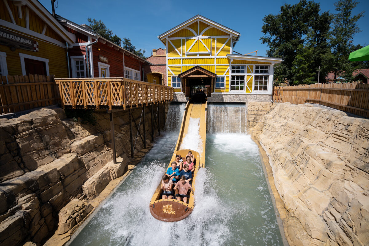 Flume Ride - Intamin Amusement Rides